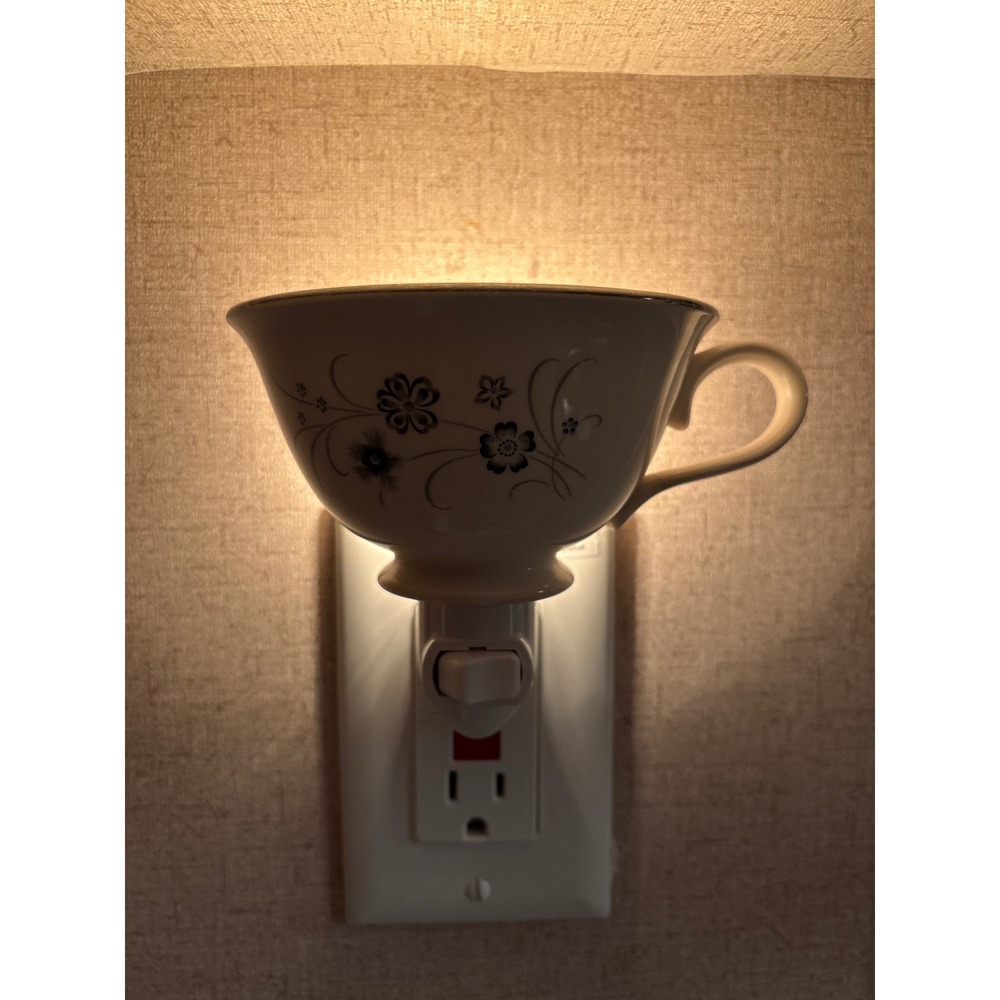 Vintage Upcycled Teacup Night Light Floral Ceramic Plug In Wall Lamp White Blue